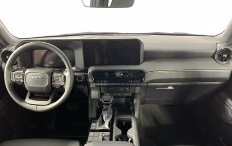 Toyota Land Cruiser Prado, 2024 год, 9 290 000 рублей, 14 фотография