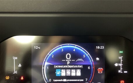 Toyota Land Cruiser Prado, 2024 год, 9 290 000 рублей, 13 фотография