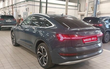 Audi e-tron Sportback I, 2021 год, 4 497 000 рублей, 10 фотография
