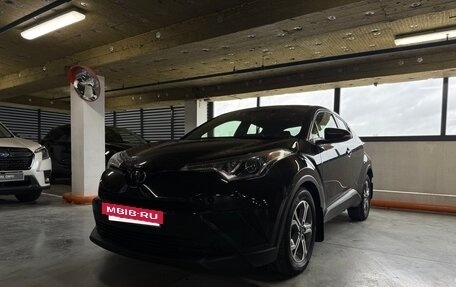 Toyota C-HR I рестайлинг, 2019 год, 1 845 000 рублей, 3 фотография