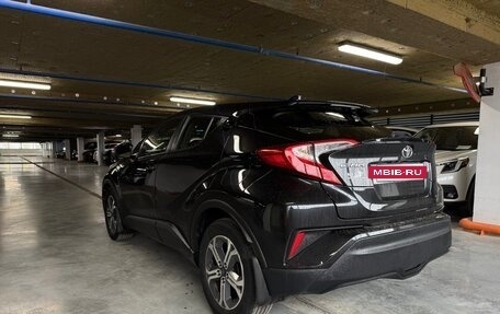 Toyota C-HR I рестайлинг, 2019 год, 1 845 000 рублей, 5 фотография