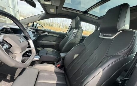 Audi Q4 e-tron, 2024 год, 3 199 000 рублей, 8 фотография