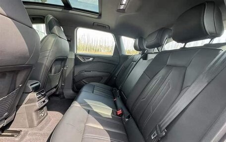 Audi Q4 e-tron, 2024 год, 3 199 000 рублей, 10 фотография