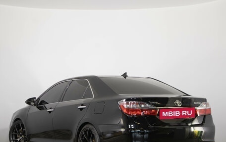 Toyota Camry, 2016 год, 1 799 000 рублей, 4 фотография