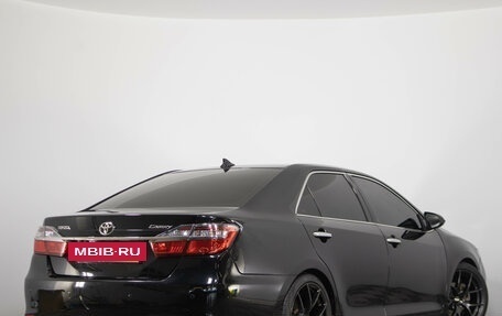Toyota Camry, 2016 год, 1 799 000 рублей, 6 фотография
