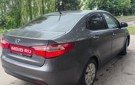 KIA Rio III рестайлинг, 2013 год, 810 000 рублей, 3 фотография