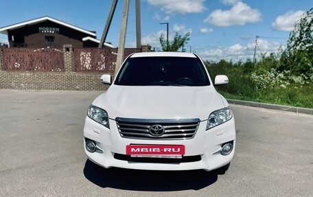 Toyota RAV4, 2012 год, 1 650 000 рублей, 2 фотография