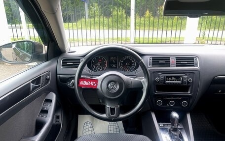 Volkswagen Jetta VI, 2011 год, 1 199 000 рублей, 14 фотография