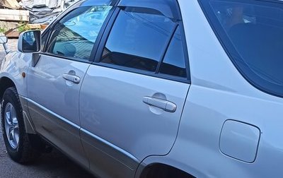 Toyota Harrier, 1998 год, 700 000 рублей, 1 фотография