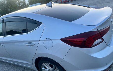 Hyundai Elantra VI рестайлинг, 2019 год, 2 100 000 рублей, 6 фотография