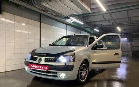 Renault Symbol I, 2003 год, 300 000 рублей, 2 фотография