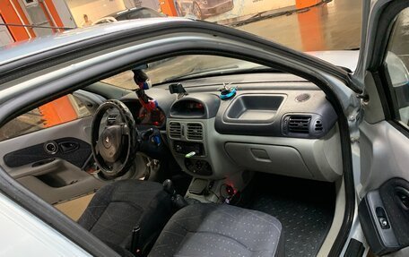 Renault Symbol I, 2003 год, 300 000 рублей, 11 фотография