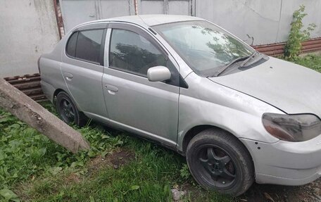 Toyota Platz, 2001 год, 300 000 рублей, 4 фотография