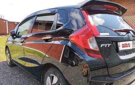 Honda Fit III, 2015 год, 950 000 рублей, 2 фотография