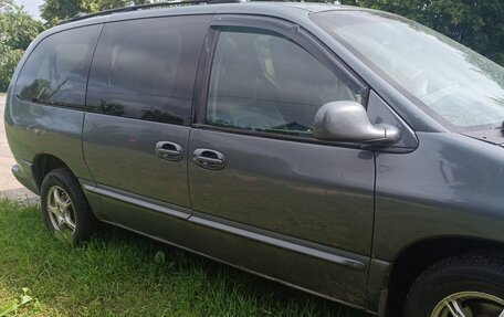 Dodge Caravan III, 2000 год, 250 000 рублей, 3 фотография