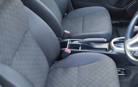 Honda Fit III, 2015 год, 950 000 рублей, 16 фотография