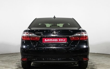 Toyota Camry, 2017 год, 2 240 000 рублей, 6 фотография