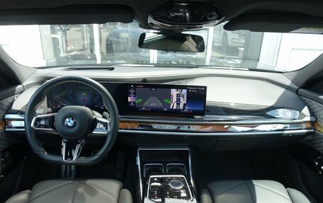 BMW 7 серия, 2023 год, 14 490 000 рублей, 10 фотография