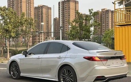 Toyota Camry, 2024 год, 3 880 000 рублей, 6 фотография