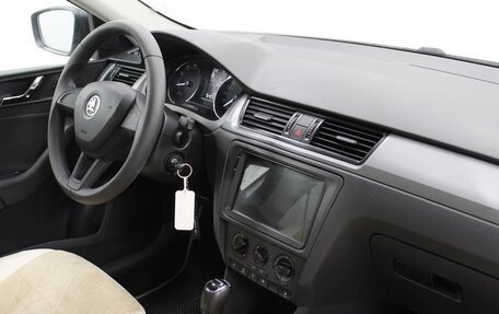 Skoda Rapid I, 2017 год, 1 200 000 рублей, 7 фотография