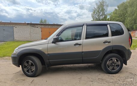Chevrolet Niva I рестайлинг, 2019 год, 850 000 рублей, 11 фотография