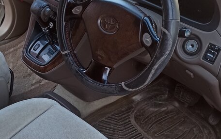 Toyota Harrier, 1998 год, 700 000 рублей, 15 фотография