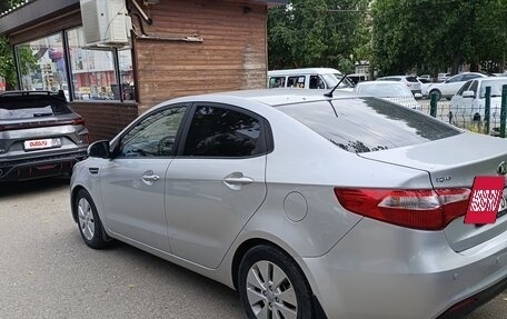 KIA Rio III рестайлинг, 2014 год, 900 000 рублей, 2 фотография