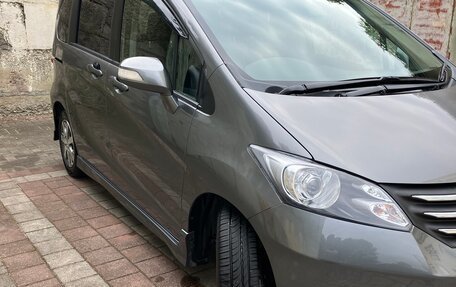 Honda Freed I, 2011 год, 1 180 000 рублей, 3 фотография
