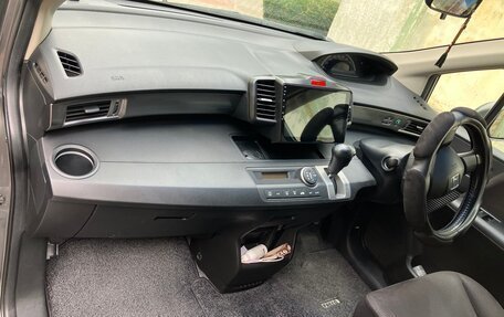 Honda Freed I, 2011 год, 1 180 000 рублей, 11 фотография