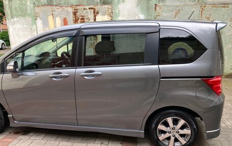 Honda Freed I, 2011 год, 1 180 000 рублей, 8 фотография