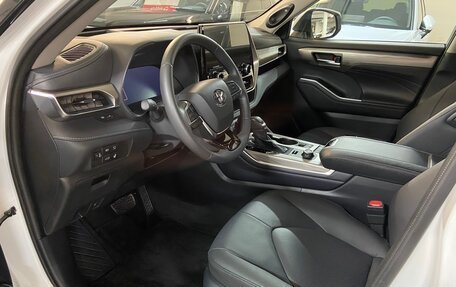 Toyota Highlander, 2025 год, 5 300 000 рублей, 8 фотография