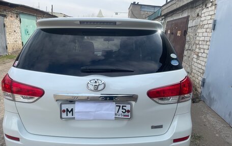 Toyota Wish II, 2011 год, 1 300 000 рублей, 2 фотография