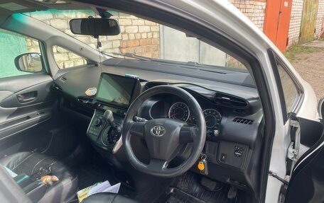 Toyota Wish II, 2011 год, 1 300 000 рублей, 8 фотография