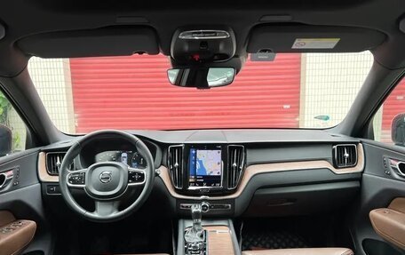 Volvo XC60 II, 2021 год, 3 200 000 рублей, 13 фотография