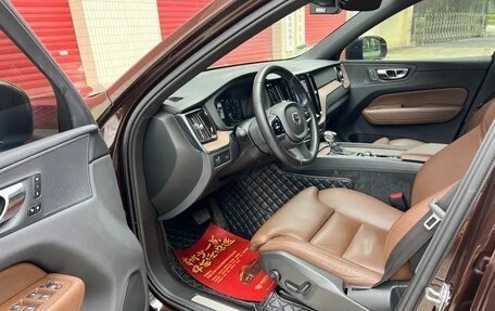 Volvo XC60 II, 2021 год, 3 200 000 рублей, 12 фотография