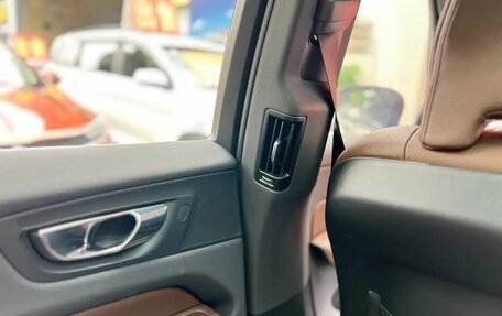 Volvo XC60 II, 2021 год, 3 200 000 рублей, 29 фотография