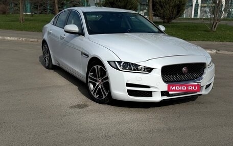 Jaguar XE I рестайлинг, 2016 год, 1 590 000 рублей, 2 фотография