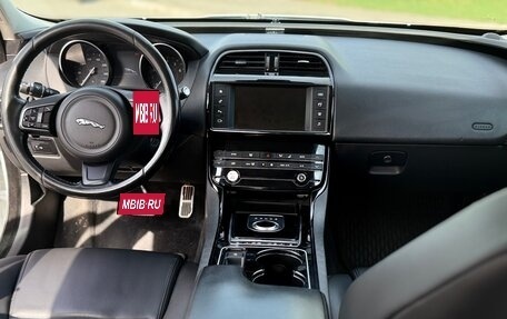 Jaguar XE I рестайлинг, 2016 год, 1 590 000 рублей, 14 фотография