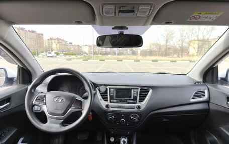 Hyundai Solaris II рестайлинг, 2021 год, 1 310 000 рублей, 7 фотография