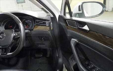 Volkswagen Passat B8 рестайлинг, 2016 год, 1 166 000 рублей, 5 фотография
