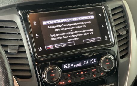 Mitsubishi Pajero Sport III рестайлинг, 2017 год, 2 899 000 рублей, 17 фотография