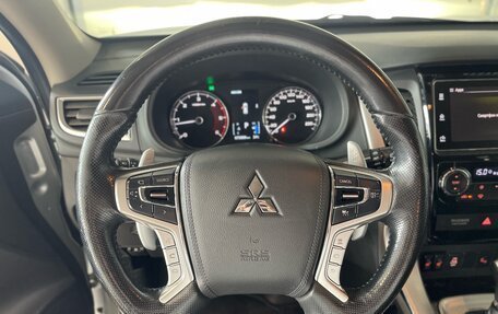 Mitsubishi Pajero Sport III рестайлинг, 2017 год, 2 899 000 рублей, 19 фотография