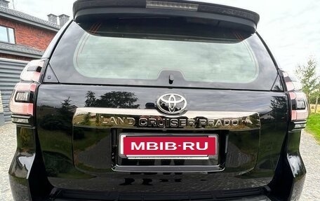Toyota Land Cruiser Prado 150 рестайлинг 2, 2021 год, 7 990 000 рублей, 4 фотография