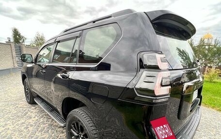 Toyota Land Cruiser Prado 150 рестайлинг 2, 2021 год, 7 990 000 рублей, 8 фотография