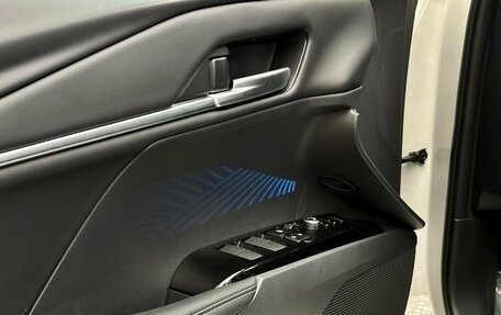 Toyota Camry, 2025 год, 3 930 000 рублей, 10 фотография