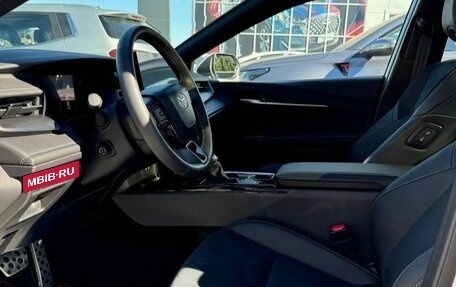 Toyota Camry, 2025 год, 3 930 000 рублей, 7 фотография