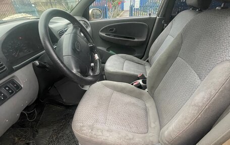 KIA Rio II, 2002 год, 160 000 рублей, 10 фотография