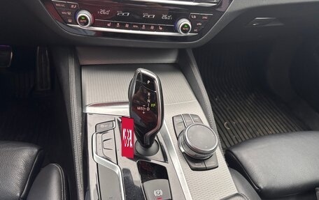 BMW 5 серия, 2017 год, 4 050 000 рублей, 8 фотография