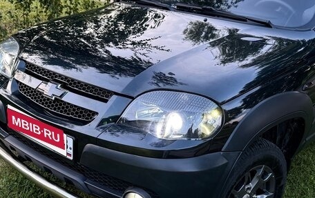 Chevrolet Niva I рестайлинг, 2013 год, 750 000 рублей, 2 фотография