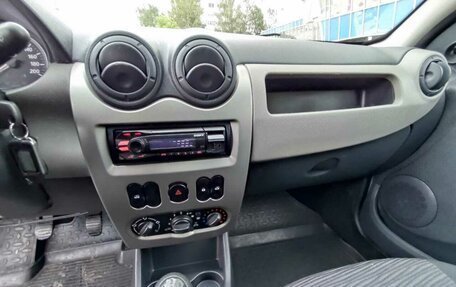 Renault Sandero I, 2012 год, 385 000 рублей, 12 фотография